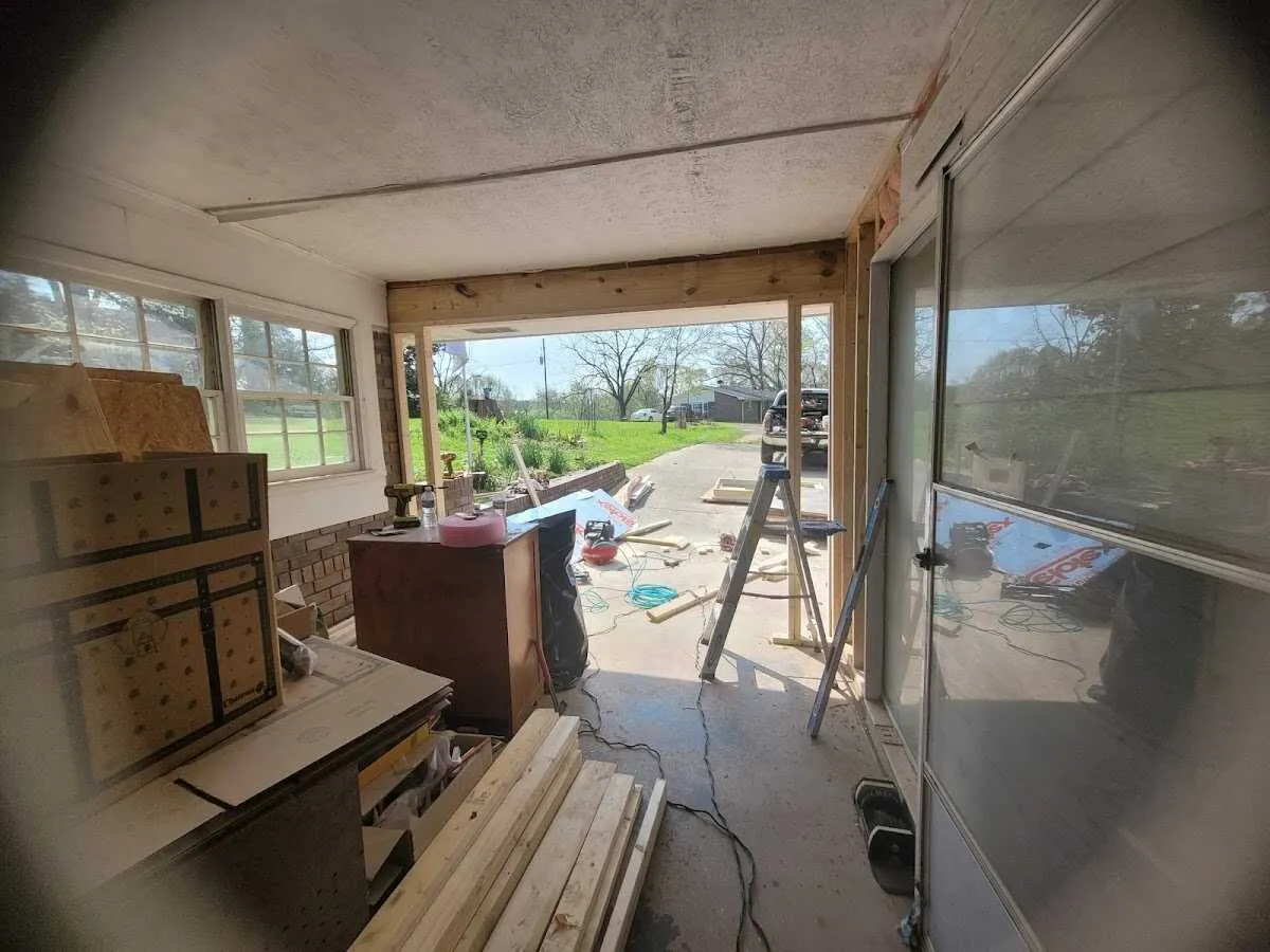 Air movers and dehumidifier for Water Mitigation Services in Wildomar